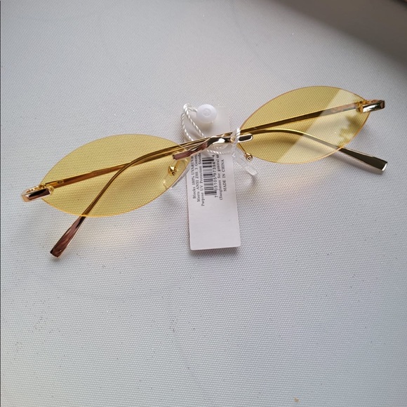 - Light weight and high quality no frame, the - Picture 3 of 8